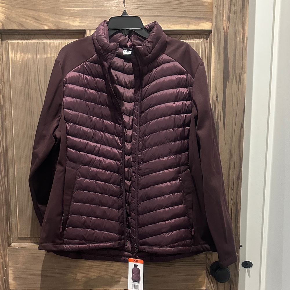 32 Degrees Women's Burgundy Puffer Jacket